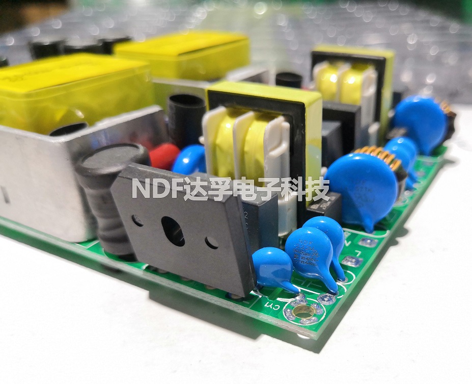 如何判斷高壓瓷片電容器的好壞？